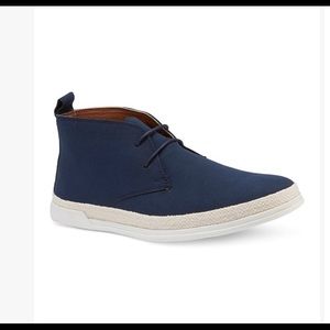 Navy Windom Chukka boots for men